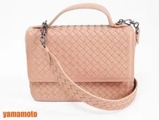 Bottega Veneta — Bottega Veneta Academia 2Way — Handbag — resale