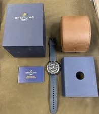 Breitling Endurance Pro (X82310) - 44mm Chronograph Quartz (Blue) 2