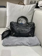 Auth Balenciaga Classic City Crossbody Aged 2