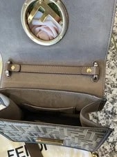 Fendi Kan I F Small 1974 Maya 8BT286 A651 F13VK 3