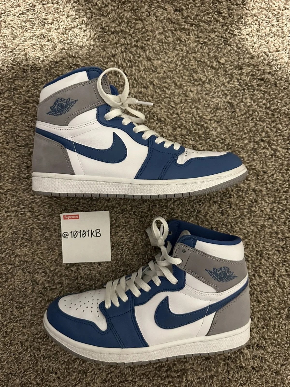 Air Jordan — Air Jordan Retro 1 High OG — Sneaker — resale