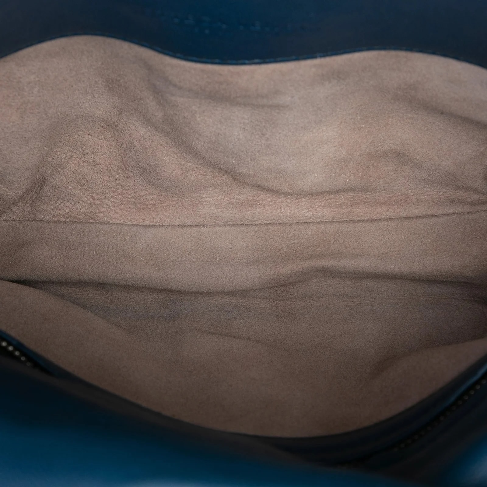 Double Pocket Flap Crossbody 4