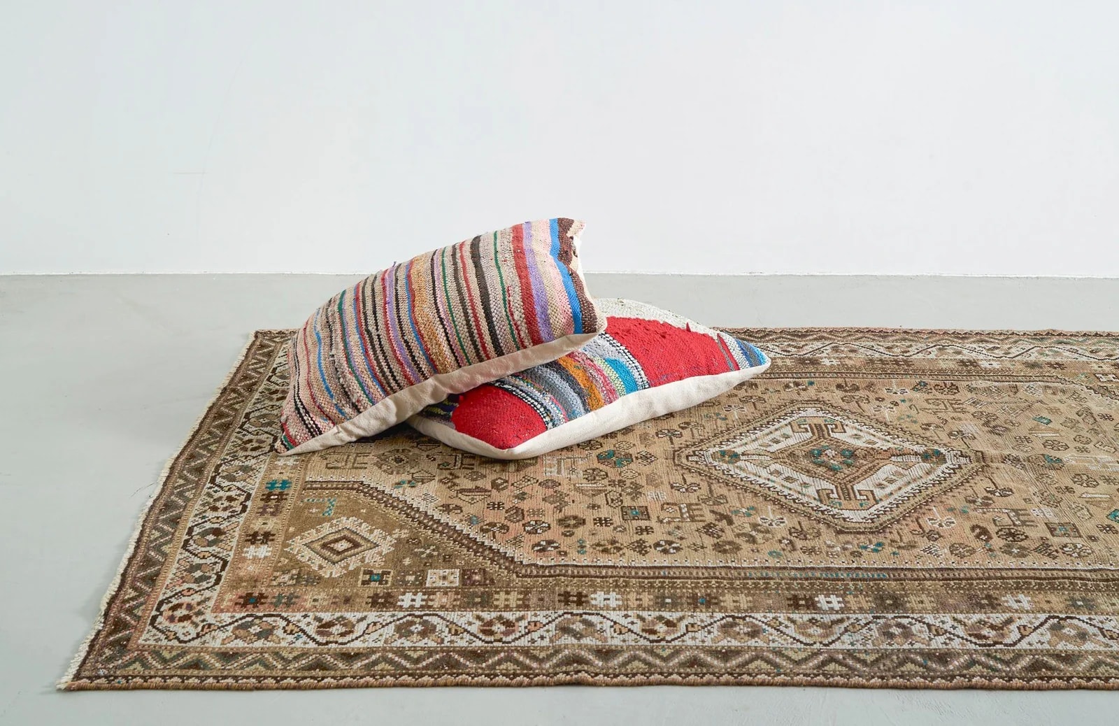Equine Shiraz Rug 4