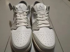 Jordan Air 1 Low Top Lace-Up Athletic 2