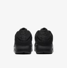 Nike Air Max 90 in UK 3