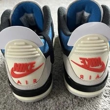Jordan 3 Retro OG Air 2025 ’s Size 9 Nike Worn Once 4