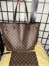 Authentic Louis Vuitton Neverfull With Pochette 2