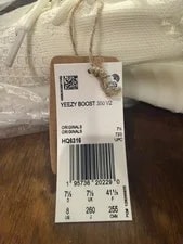 Yeezy Boost 350 v2 Size M US 8 4