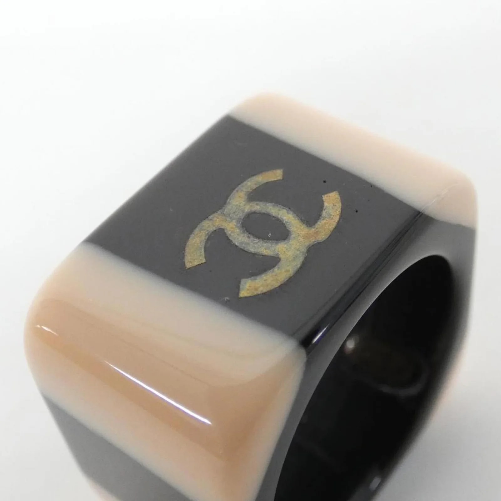 Chanel Band 3