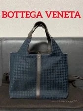 Bottega Veneta — Bottega Veneta Hand — Handbag — deal