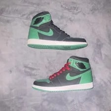 Air Jordan 1 Retro High 2