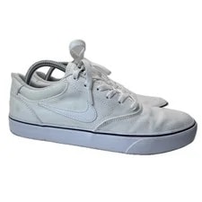 Nike SB Chron 2 Skate Shoes DM3494-102 Low Top 3