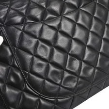 Chanel Classic Flap 168028 3