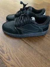 Jordan — Jordan 1 Retro Low OG — Sneaker — resale