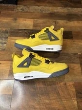 Size 9.5M/11W - Jordan 4 Retro Lightning (2021) CT8527-700 2