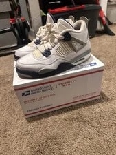 Jordan Air 4 / Mid Top Lace-Up Basketball 2