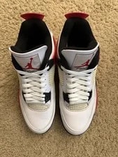 Size 9 - Jordan 4 Retro Mid 3