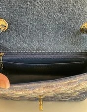 Chanel Classic Flap Crossbody 2019s 4