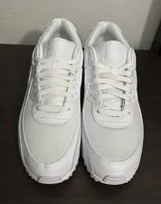 Size 10 - Nike Air Max 90 3