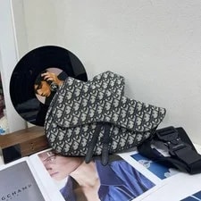 Dior — Dior Saddle Iconic Embroidered Print Monogram - Excellent #P1XD3X — Handbag — resale