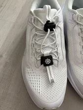 Nike ’s Low Top Lace-Up Athletic Outsole 3
