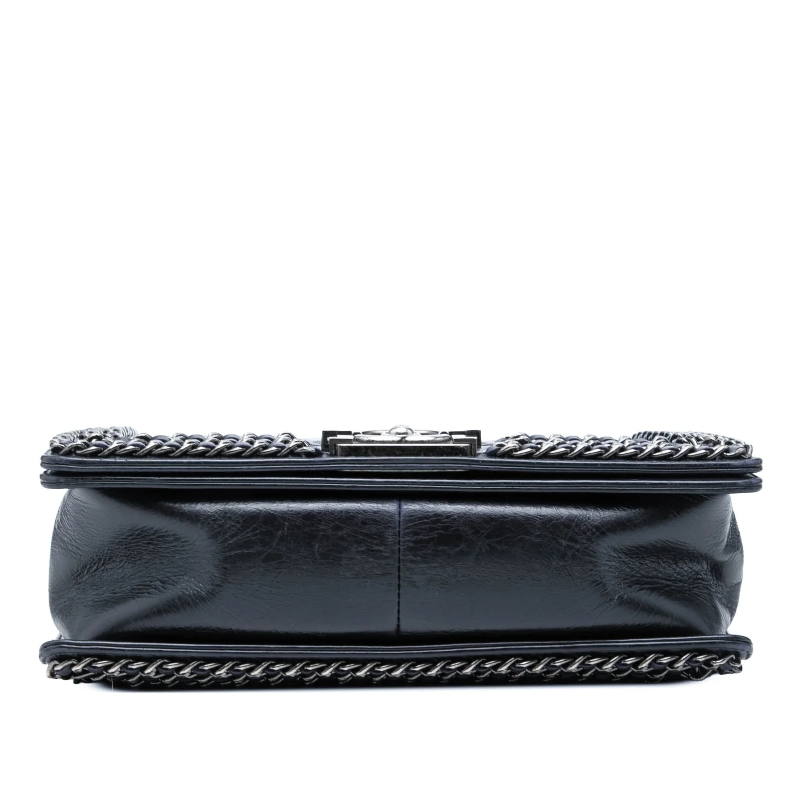 Old Medium Chain Around Boy Flap 3