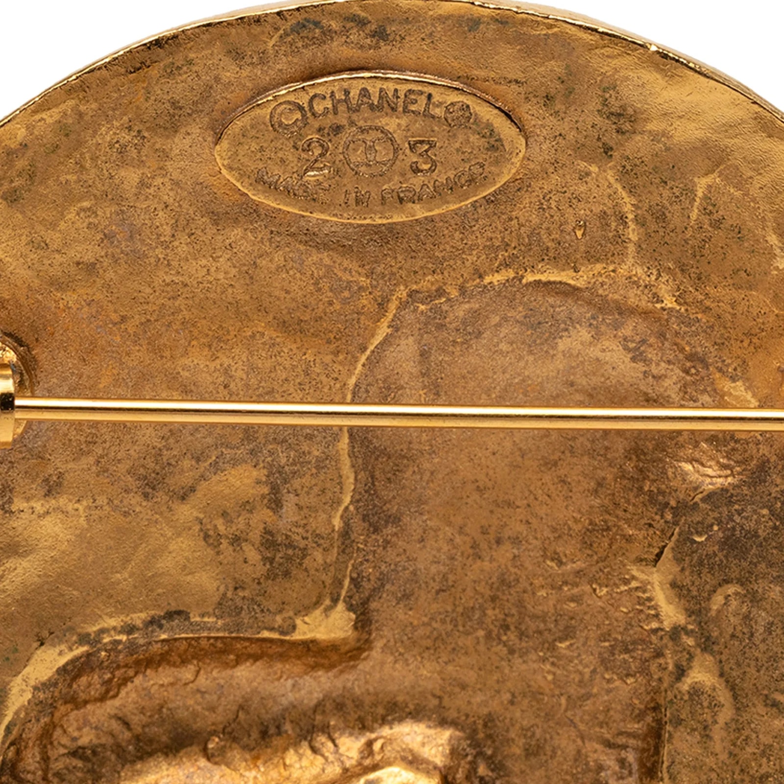 CC Round Lion Brooch 3
