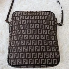 Fendi Crossbody Auth 3