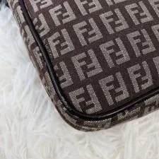Fendi Crossbody Auth 4