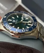 Tag Heuer Aquaracer Quartz Blue Dial 43mm WAY101C 4