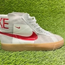 Nike SB — Nike SB Zoom Blazer Mid Size 7 Athletic Walking Shoes — Sneaker — resale