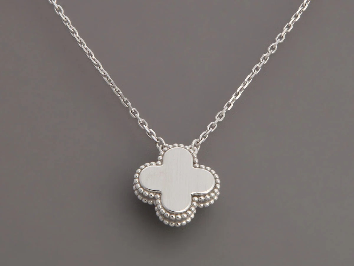 Van Cleef & Arpels 18K White Gold Celadon and 2022 Holiday Alhambra 4