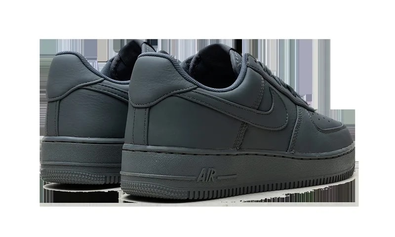 Air Force 1 Low Retro "Bomber " IM3078 002 3
