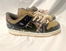Nike — Size 8.5 - Nike Dunk Low QS SB X — Sneaker — resale
