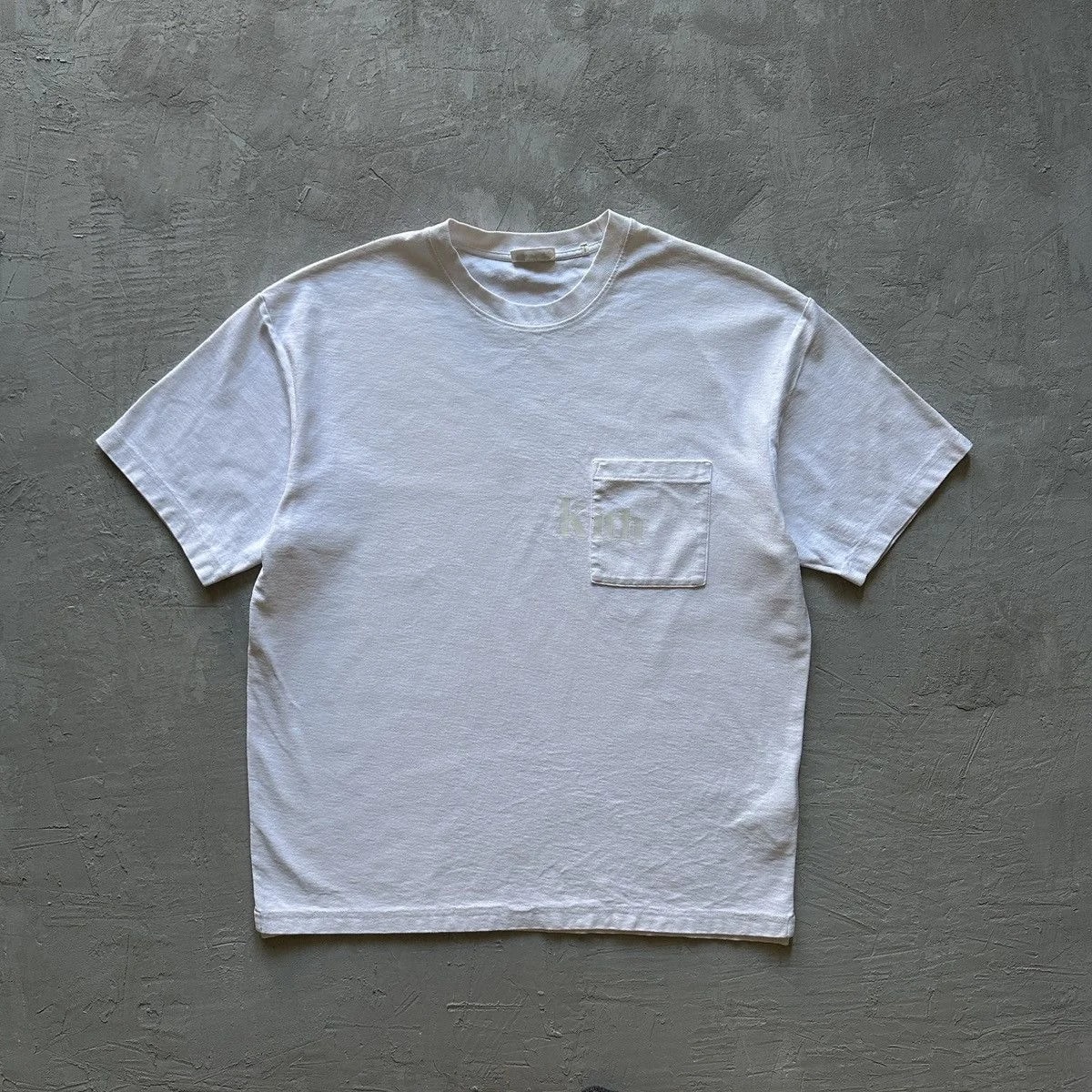 KITH — Kith Classics Quinn Pocket T-Shirt — streetwear — resale