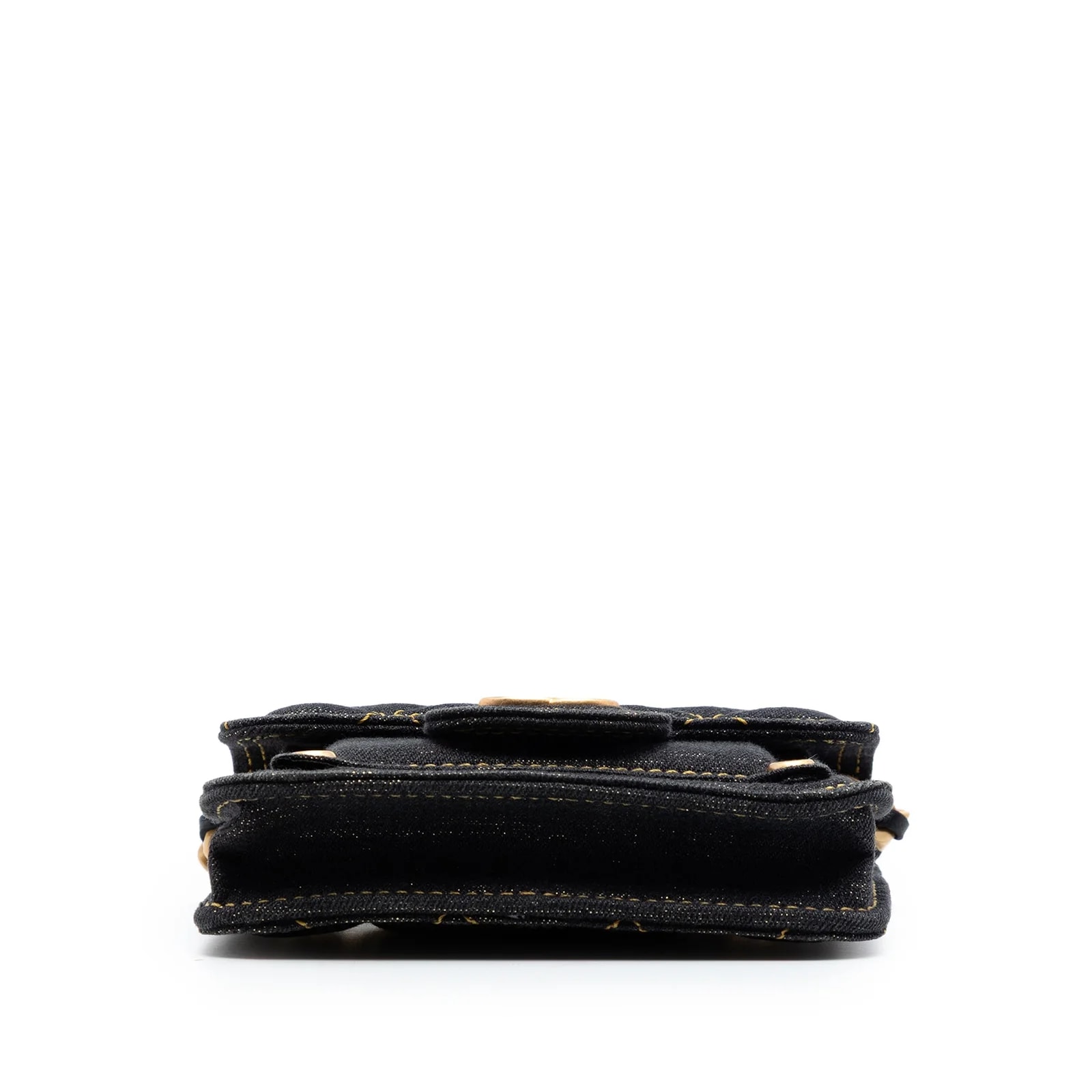 Double You Card Holder With Chain 3