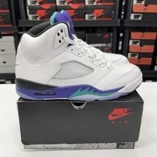 Jordan — Jordan 5 Retro Grape (2025) - Size 10.5 | Ships Fast | Free Ship — Sneaker — resale