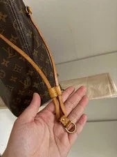 Louis Vuitton Neverfull / Lining Zip Closure Dust 2