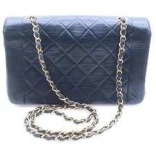 Chanel Diana 25 Turn Lock S Flap S Chain Hard 2
