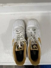Nike Air Force 1 Low 07 LV8 3