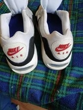 Nike Air Low Top & 511416-104 2