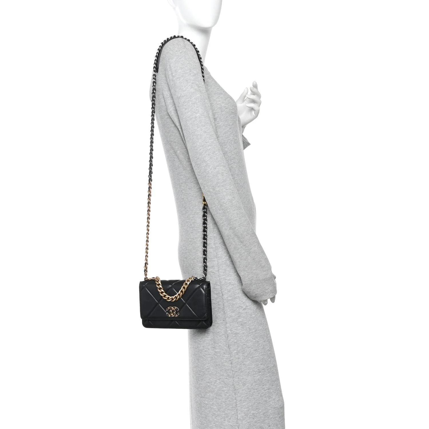 Chanel 19 Wallet on Chain WOC 2