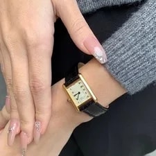Finished Cartier Must Tank SM Vertical Roman Dial Gold 3
