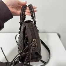 Balenciaga Classic City Crossbody - Excellent #1A7SQBC 3