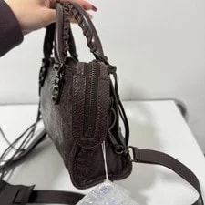 Balenciaga Classic City Crossbody - Excellent #1A7SQBC 4