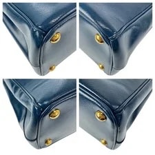 Prada Triangle Logo Plate 2Way Cross 3