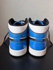 Size 10 - Air Jordan 1 SE Mid Signal 2