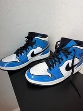 Size 10 - Air Jordan 1 SE Mid Signal 3