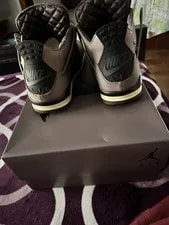 Size 9.5 - Jordan 4 Retro X Mid Ore 3