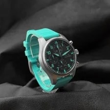 IWC Pilot's Chronograph 41 Mercedes-AMG Petronas F1 Team IW388108 Titanium 4